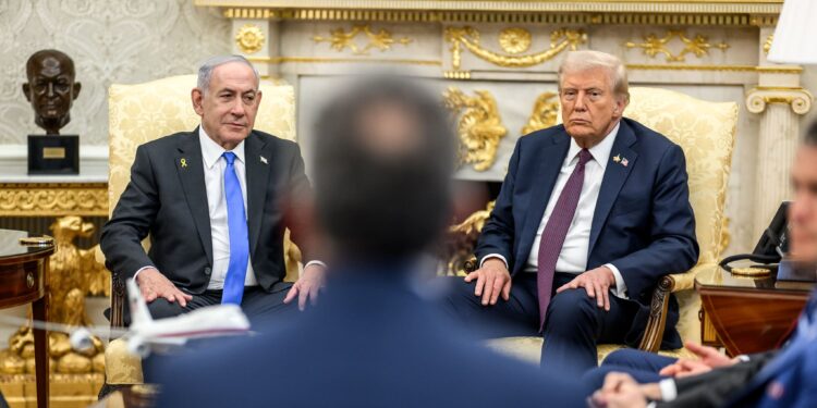 Casa Branca critica Prêmio Nobel da Paz concedido à líder venezuelana; Trump se credita por encerrar guerras e promover acordos de paz 14 Foto Oficial Casa Branca