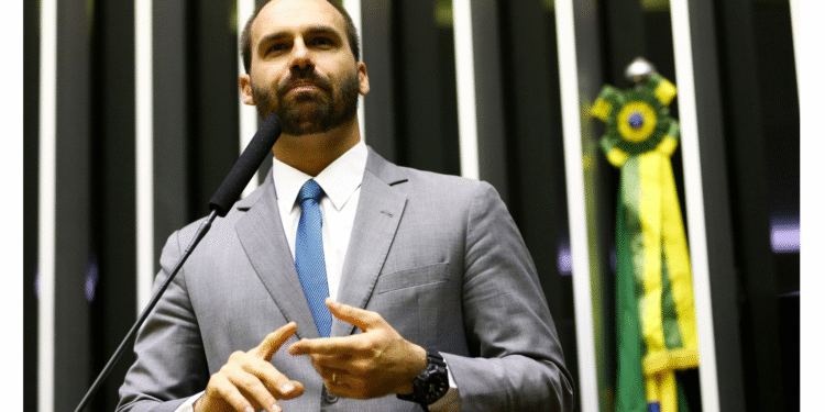 Eduardo Bolsonaro comenta escolha de Marco Rubio para negociar tarifas entre Brasil e EUA: “Não complica o Brasil, nos ajuda!” 14 Foto:
Marcelo Camargo/Agência Brasil