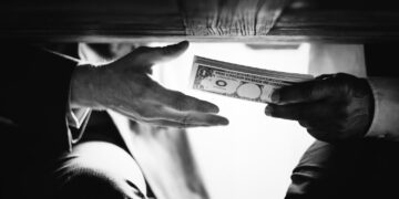 Operação Magna Fraus Investiga Desvio de Mais de R$ 813 Milhões por Meio de Fraudes em Transferências PIX 21 Operação Magna Fraus Investiga Desvio de Mais de R$ 813 Milhões por Meio de Fraudes em Transferências PIX