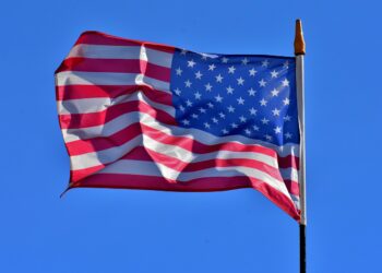 Shutdown nos EUA: entenda as causas e os possíveis impactos para o Brasil