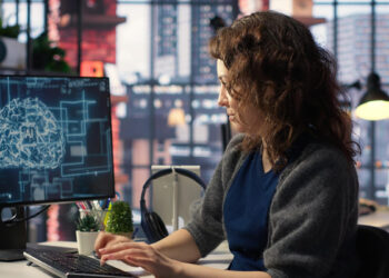 Grupo Cadastra abre inscrições para programa de estágio focado em inteligência artificial e inovação