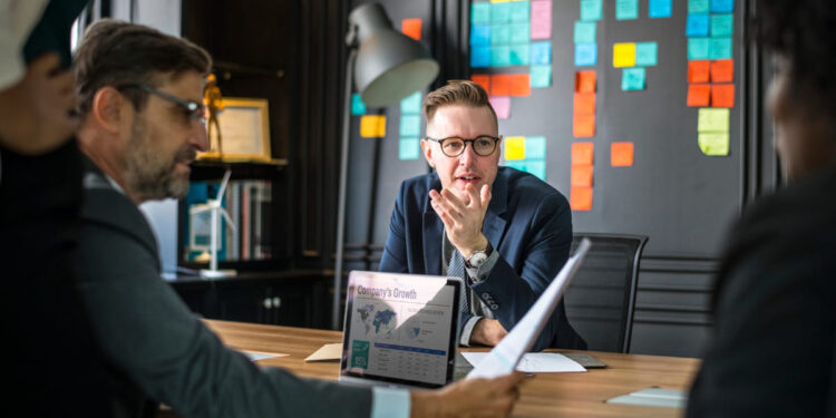 Inteligência Artificial impulsiona estratégias comerciais no último trimestre 16 Foto: Reprodução/ Freepik