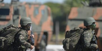Por que o Brasil realiza um grande treinamento de guerra na Amazônia com uso de mísseis e blindados 1 Por que o Brasil realiza um grande treinamento de guerra na Amazônia com uso de mísseis e blindados
