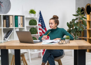 Profissionais da América Latina priorizam aprendizado de inglês e inteligência artificial