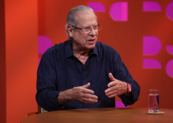 “Bolsonaro não tem condições de ir para a prisão comum”, afirma José Dirceu em entrevista à BBC