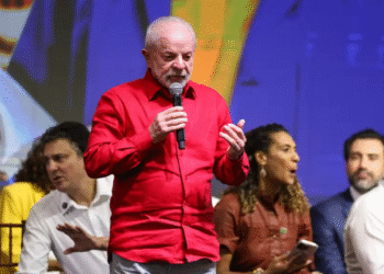 Lula critica ‘frescura intelectual’ e defende valorização do turismo e da cultura nacional