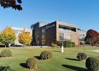 Microsoft anuncia o fim do suporte ao Windows 10: veja o que muda para os usuários e como se proteger de riscos de invasão