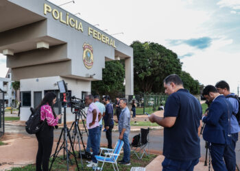 Operação Magna Fraus Investiga Desvio de Mais de R$ 813 Milhões por Meio de Fraudes em Transferências PIX