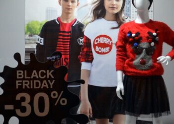 Projeção de vendas para a Black Friday 2023 deve alcançar R$ 5,4 bilhões, com aumento de 2,4% em relação ao ano passado