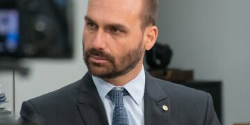 Eduardo Bolsonaro vira réu no STF e rebate acusações nas redes 15 Eduardo Bolsonaro vira réu no STF e rebate acusações nas redes