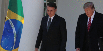 Advogado ligado à Trump Media diz que prisão de Bolsonaro é “desrespeito à administração Trump” 15 Advogado ligado à Trump Media diz que prisão de Bolsonaro é “desrespeito à administração Trump”