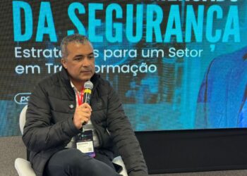 Revista Capital Econômico: O valor da informação certa, na hora certa! 33 Novo marco regulatório redefine o setor de segurança privada no Brasil