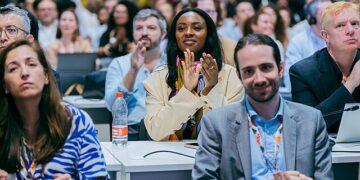 Brasil deve liderar implementação do “Mapa do Caminho” para afastamento de combustíveis fósseis 15 Brasil deve liderar implementação do “Mapa do Caminho” para afastamento de combustíveis fósseis