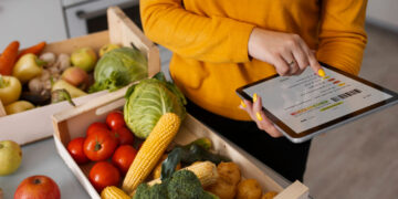 Novo decreto do Programa de Alimentação do Trabalhador estabelece limites para taxas e amplia interoperabilidade