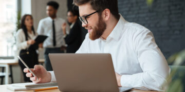 Brasil cria 1,7 milhão de empregos até setembro e empresas abrem novas vagas em diversas áreas 18 Brasil cria 1,7 milhão de empregos até setembro e empresas abrem novas vagas em diversas áreas