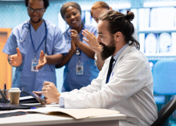 Revista Capital Econômico: O valor da informação certa, na hora certa! 34 Ministério da Saúde seleciona 124 projetos para fortalecer diversidade e permanência de estudantes na área da saúde