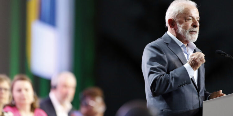 O presidente da República, Luiz Inácio Lula da Silva, fala durante a cerimônia de abertura da 30a. Conferência das Partes da Convenção-Quaadro das Nações Unidas sobre a Mudança do Clima, na COP30. Foto: Bruno Peres/Agência Brasil