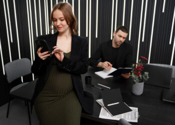 Revista Capital Econômico: O valor da informação certa, na hora certa! 35 Falhas de identificação no e-commerce geram perdas bilionárias ao varejo brasileiro