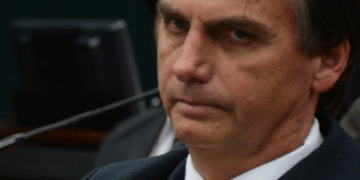 Por unanimidade, Primeira Turma do STF mantém prisão preventiva de Jair Bolsonaro