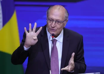 Brasil defende rápida assinatura do acordo Mercosul–União Europeia, diz Alckmin