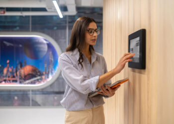 Biometria ganha espaço em pagamentos corporativos e processos internos de autorização