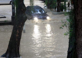 Chuvase ventos deixam mais de 700 mil sem energia na Grande São Paulo