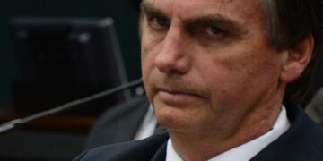 Bolsonaro passará por perícia médica determinada pelo STF 15 Bolsonaro passará por perícia médica determinada pelo STF