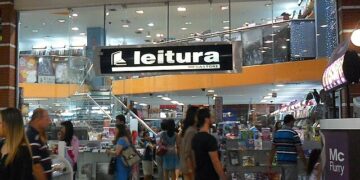 Setor editorial brasileiro cresce 13% e gera 70 mil empregos diretos em 2025