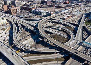 Prefeitura de São Paulo suspende rodízio de veículos leves no fim de ano