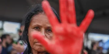 Levante Mulheres Vivas reúne milhares em capitais do país contra violência de gênero 1 Levante Mulheres Vivas reúne milhares em capitais do país contra violência de gênero