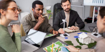 Seguro ganha papel central na adaptação climática e no desenvolvimento econômico após a COP30 15 Seguro ganha papel central na adaptação climática e no desenvolvimento econômico após a COP30