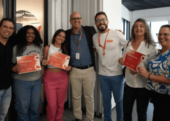 Mais de 5,3 mil estudantes da rede estadual recebem certificação do Programa Florescendo Talentos, em Pernambuco