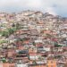 Favelas concentram maiores restrições de acesso a serviços urbanos, aponta IBGE