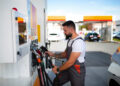 Governo do Rio bloqueia inscrições de postos de combustíveis irregulares