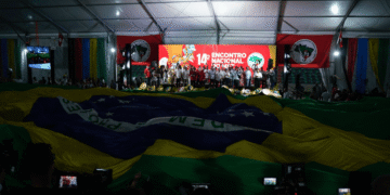 Caixa e Governo Federal firmam acordo para ampliar crédito habitacional a famílias da reforma agrária