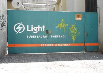 Energia é restabelecida em Leme e Copacabana após apagão provocado por furto de cabos
