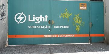 Energia é restabelecida em Leme e Copacabana após apagão provocado por furto de cabos