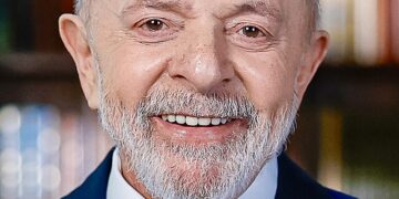 Lula conversa com presidente do Panamá sobre visita oficial e cenário regional