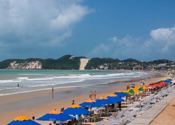 Projeto Botinho 2026 abre inscrições para colônia de férias gratuita em praias do Rio