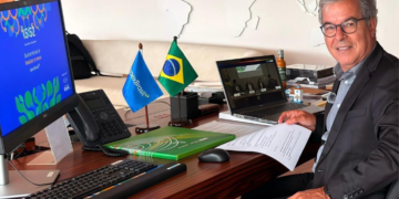 Brasil bate recorde histórico de US$ 629,1 bilhões no comércio internacional em 2025, aponta ApexBrasil