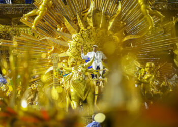 Governo do Rio libera R$ 40 milhões para escolas de samba do Grupo Especial