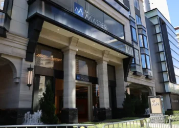 Banqueiro e ex-presidente do BRB entram em contradição em acareação sobre fraudes no Banco Master