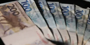 CMN aprova mudanças no FGC durante início de pagamentos a investidores do Banco Master 27 CMN aprova mudanças no FGC durante início de pagamentos a investidores do Banco Master