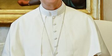 Papa Leão XIV faz apelo pela paz mundial em primeira missa de 2026