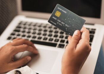 Endividamento das famílias atinge 79,5% em janeiro e iguala maior patamar da série histórica