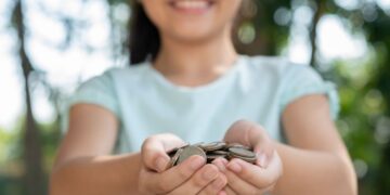 Abono salarial começa a ser pago para nascidos em janeiro com até R$ 2.766 de renda