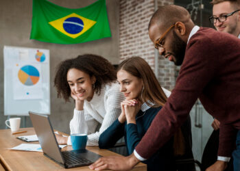 Economia brasileira entra em 2026 entre sinais de retomada e riscos estruturais