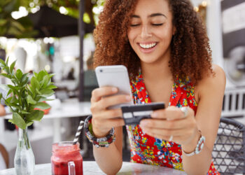 Mercado Pago aposta em ativações inéditas e reforça foco em segurança digital no Carnaval do Rio