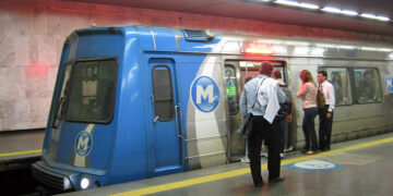 MetrôRio opera 24 horas durante o Carnaval e reforça esquema para Sapucaí e megablocos