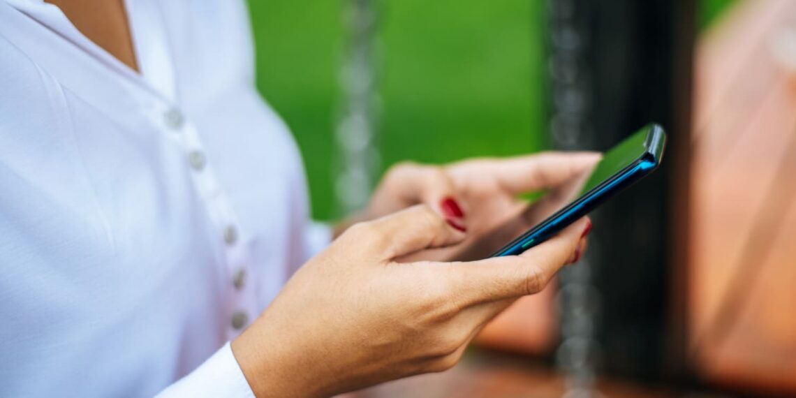 WhatsApp, e-mail ou SMS? Estratégia omnicanal evita desgaste e amplia conversão